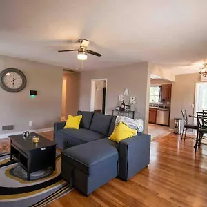 Holiday home Virginia Sleeps 8 Game Rm And Meditation Rm